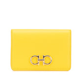 サルヴァトーレフェラガモ ガンチーニ カードケース IY-220371 イエロー レザー レディース Salvatore Ferragamo 【中古】