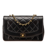 シャネル マトラッセ ダイアナ25 ココマーク 斜め掛け チェーン ショルダーバッグ ブラック ラムスキン レディース CHANEL 【中古】
