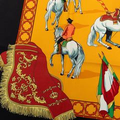 エルメス カレ90 Real Escuela Andaluza Del Arte Ecuestre 王立アンダルシア馬術学校 スカーフ 大判スカーフ イエロー系 シルク レディース HERMES 中古
