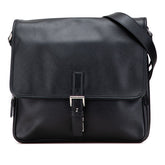 プラダ 三角ロゴプレート 斜め掛け ショルダーバッグ ブラック サフィアーノ レザー レディース PRADA 【中古】