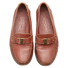 サルヴァトーレフェラガモ ヴァラ ローファー サイズ:6 ブラウン レザー レディース Salvatore Ferragamo 【中古】