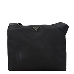 プラダ 三角ロゴプレート 斜め掛け ショルダーバッグ ブラック ナイロン レディース PRADA 【中古】