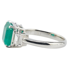 Pt900 プラチナ エメラルド3.17ct ダイヤ0.51ct リング 指輪 レディース 13号 【中古】