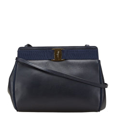 サルヴァトーレフェラガモ ヴァラリボン 斜め掛け ショルダーバッグ ネイビー レザー レディース Salvatore Ferragamo 【中古】