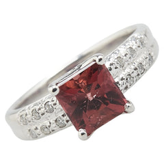 K18WG ホワイトゴールド ガーネット1.67ct ダイヤ0.11ct リング 指輪 レディース 13.5号 【中古】