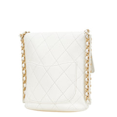 シャネル ココマーク マトラッセ チェーン ショルダーバッグ AS2542 ホワイト カーフレザー レディース CHANEL 【中古】