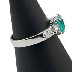 Pt900 プラチナ エメラルド1.048ct ダイヤ0.35ct リング 指輪 レディース 13号 【中古】