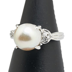 Pt900 プラチナ 白蝶真珠9.7mm ダイヤ0.12ct リング 指輪 レディース 11.5号 【中古】