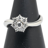 Pt900 プラチナ ダイヤ0.094ct ダイヤ0.28ct 花 フラワー モチーフ リング 指輪 レディース 11号 【中古】