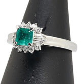Pt850 プラチナ エメラルド0.64ct ダイヤ0.30ct リング 指輪 レディース 13.5号 【中古】