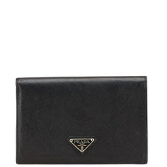 プラダ 三角ロゴプレート 二つ折り財布 ブラック レザー メンズ PRADA 【中古】