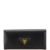 プラダ 三角ロゴプレート 長財布 ブラック レザー レディース PRADA 【中古】