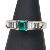 Pt900 プラチナ エメラルド0.43ct ダイヤ0.47ct リング 指輪 レディース 9.5号 【中古】