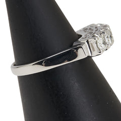 Pt900 プラチナ ダイヤ0.69ct 一文字 リング 指輪 レディース 8号 【中古】