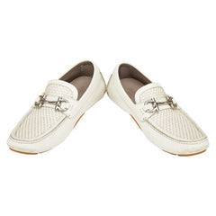 サルヴァトーレフェラガモ ホースビット ローファー ドライビングシューズ サイズ:8 1/2 ホワイト レザー メンズ Salvatore Ferragamo 【中古】