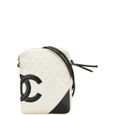 シャネル カンボンライン マトラッセ 斜め掛け ショルダーバッグ A25178 ホワイト ブラック レザー レディース CHANEL 【中古】