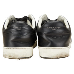 ルイ ヴィトン モノグラム リヴォリ ライン ローカットスニーカー サイズ:9 ブラック ホワイト レザー メンズ LOUIS VUITTON 【中古】