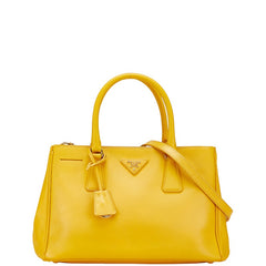 プラダ ガレリア 三角ロゴプレート ハンドバッグ ショルダーバッグ 2WAY イエロー レザー レディース PRADA 【中古】