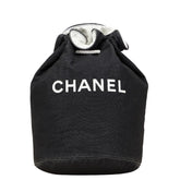 シャネル ノベルティ ロゴプリント プールバッグ ワンショルダーバッグ ブラック ホワイト キャンバス レディース CHANEL 【中古】
