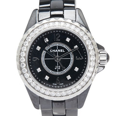 シャネル J12 ダイヤベゼル 8Pダイヤ 腕時計 H2571 クオーツ ブラック文字盤 セラミック レディース CHANEL 【中古】