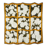 シャネル カメリア スカーフ ブラック ホワイト マルチカラー シルク レディース CHANEL 【中古】