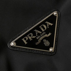 プラダ 20SS RE-NYLON トライアングルプレート テック ブルゾン ジャケット サイズ:XS SGB404 ブラック ナイロン メンズ PRADA 【中古】