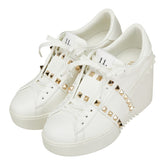 ヴァレンティノ スタッズ スニーカー サイズ:36 1/2 ホワイト ゴールド レザー レディース VALENTINO 【中古】