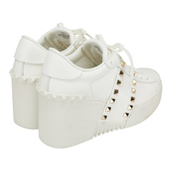 ヴァレンティノ スタッズ スニーカー サイズ:36 1/2 ホワイト ゴールド レザー レディース VALENTINO 【中古】