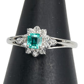 ノーブランド SV925 シルバー エメラルド0.22ct ダイヤ0.08ct 花 フラワー モチーフ リング 指輪 レディース no brand 9号 【中古】