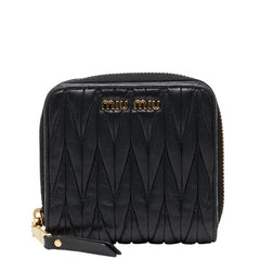 ミュウミュウ マテラッセ 二つ折り財布 ブラック レザー レディース MIUMIU 【中古】