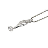 Pt900 プラチナ Pt850 プラチナ ダイヤ0.535ct ダイヤ0.10ct ペンダントネックレス レディース 【中古】
