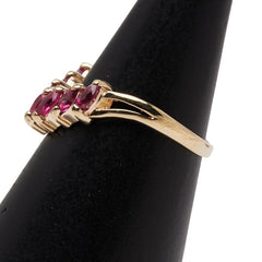 K18YG イエローゴールド ルビー V字 リング 指輪 レディース 9号 【中古】