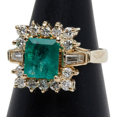 K18YG イエローゴールド エメラルド6.3/7.2mm ダイヤ リング 指輪 スクエア レディース 10号 【中古】