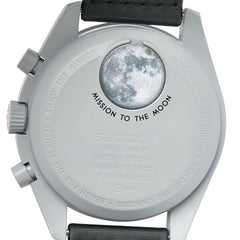 オメガ ×スウォッチ ムーンスウォッチ MISSION TO THE MOON 腕時計 SO33M100 クオーツ ブラック文字盤 セラミック ナイロン メンズ OMEGA 【中古】