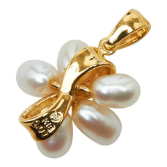 タサキ K18YG イエローゴールド 淡水パール4×6mm ダイヤ0.01ct ペンダントトップ レディース TASAKI 【中古】