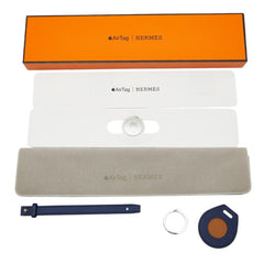 エルメス Apple アップル AirTag エアタグ バッグチャーム キーリング キーホルダー ネイビー シルバー ヴォースイフト メタル レディース HERMES 【中古】