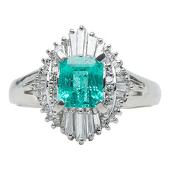 Pt900 プラチナ エメラルド0.88ct ダイヤ0.56ct リング 指輪 レディース 13号 【中古】