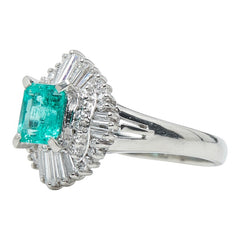 Pt900 プラチナ エメラルド0.88ct ダイヤ0.56ct リング 指輪 レディース 13号 【中古】