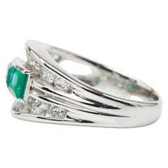 Pt900 プラチナ エメラルド0.26ct ダイヤ1.30ct リング 指輪 レディース 10.5号 【中古】