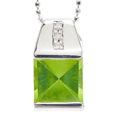 K18WG ホワイトゴールド ペリドット2.32ct ダイヤ0.145ct ペンダント ネックレス レディース 【中古】