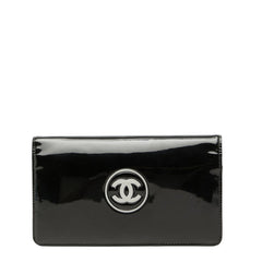 シャネル ココマーク メイクアップ 長財布 ブラック エナメル レディース CHANEL 【中古】