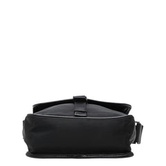 プラダ 三角ロゴプレート 斜めかけ ショルダーバッグ ブラック ナイロン メンズ PRADA 【中古】