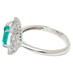 Pt900 プラチナ エメラルド1.05ct ダイヤ0.77ct リング 指輪 レディース 12.5号 【中古】