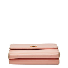 シャネル ココマーク 二つ折り財布 ピンク レザー レディース CHANEL 【中古】