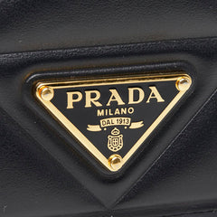 プラダ 三角ロゴプレート アイフォンケース iPhone 14Pro スマホケース ブラック レザー プラスチック ユニセックス PRADA 【中古】
