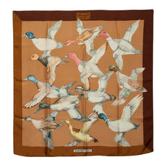 エルメス カレ90 Sauvagine en Vol 海を渡る鳥の群れ スカーフ ブラウン マルチカラー レディース HERMES 【中古】
