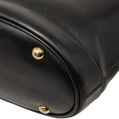 プラダ 三角ロゴプレート ハンドバッグ ショルダーバッグ 2WAY ブラック サフィアーノレザー レディース PRADA 【中古】