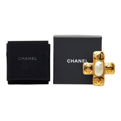 シャネル ココマーク ヴィンテージ クロス ブローチ ゴールド メッキ フェイクパール レディース CHANEL 【中古】