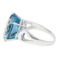 K18WG ホワイトゴールド ブルートパーズ ダイヤモンド ブルートパーズ20.93ct ダイヤ0.09ct リング 指輪 レディース 18号 【中古】