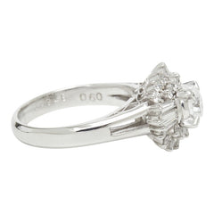 Pt900 プラチナ ダイヤモンド ダイヤ0.386ct ダイヤ0.60ct フラワーモチーフ エンゲージリング リング 指輪 レディース 9号 37659刻印 【中古】